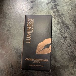 Luminess lipstick